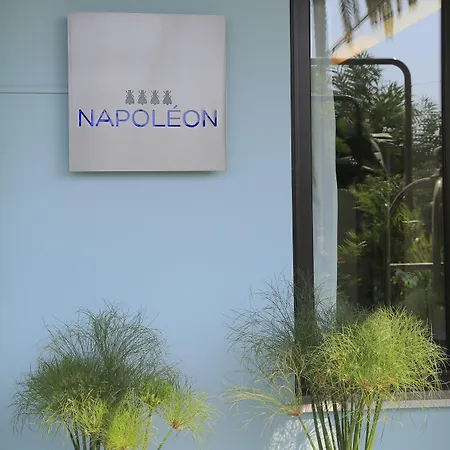 Hotell Napoleon 4*