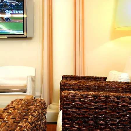 拿破仑酒店 酒店