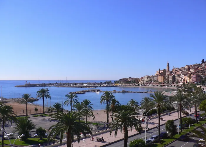 מלון Napoleon מנטון